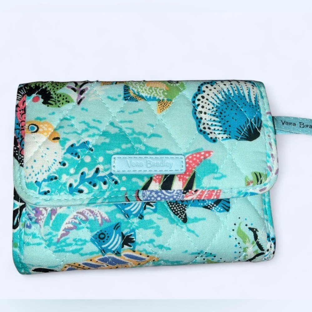 Vera Bradley Quilted Wallet Floral Aqua Blue Print Trifold